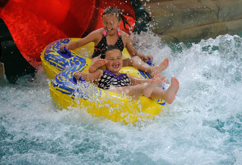 Soaring Eagle Waterpark And Hotel Mount Pleasant Exterior photo